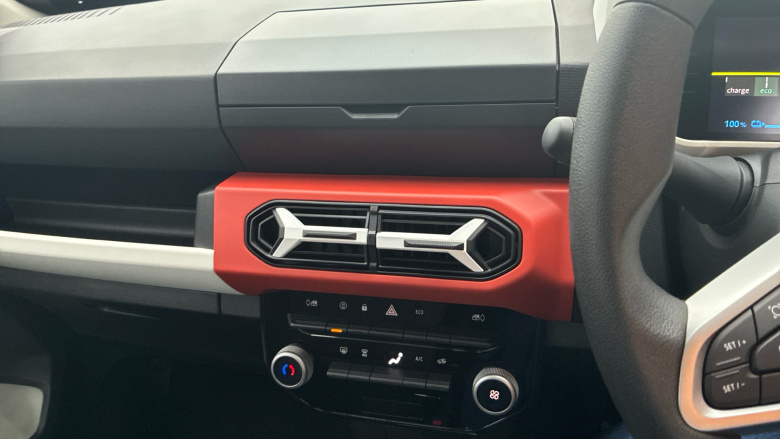 Dacia Spring 27kWh Expression 65 48kW 5dr Auto Electric Hatchback